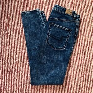 American Eagle Outtfitters Sky High Jeans